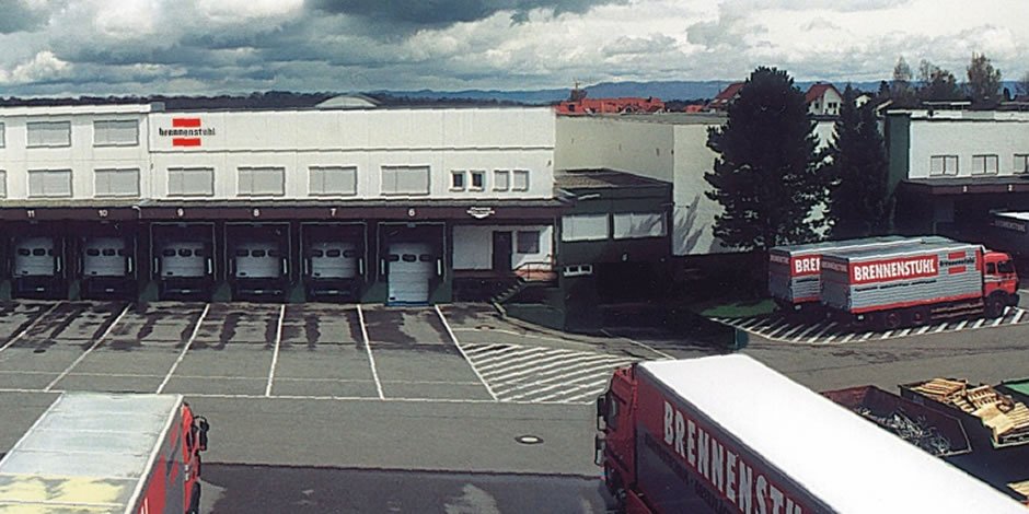1977: Neubau Werk II in Tübingen